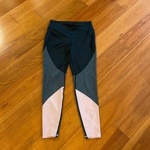 H&M sports leggings size medium excellent condition